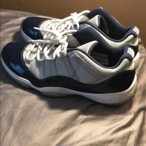 Jordan 11 “Georgetown’s” size 11